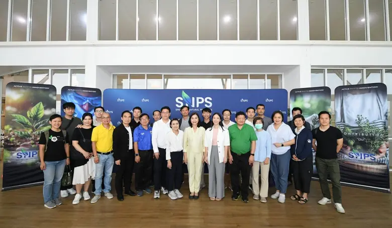 รศ.ดร.พรรณวิภา กฤษฎาพงษ์ ประธานกรรมการบริ...