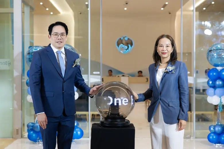 นายสุริพงษ์ ตันติยานนท์ ประธานผู้บริหาร R...