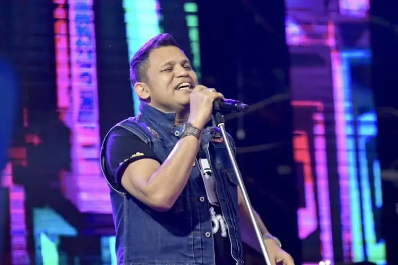 ล่าสุด นอกจากเป็นขวัญใจ FC วัยรุ่นฟันน้ำน...