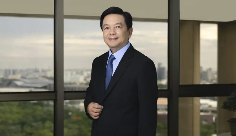 ดร.คงกระพัน อินทรแจ้ง ประธานเจ้าหน้าที่บร...