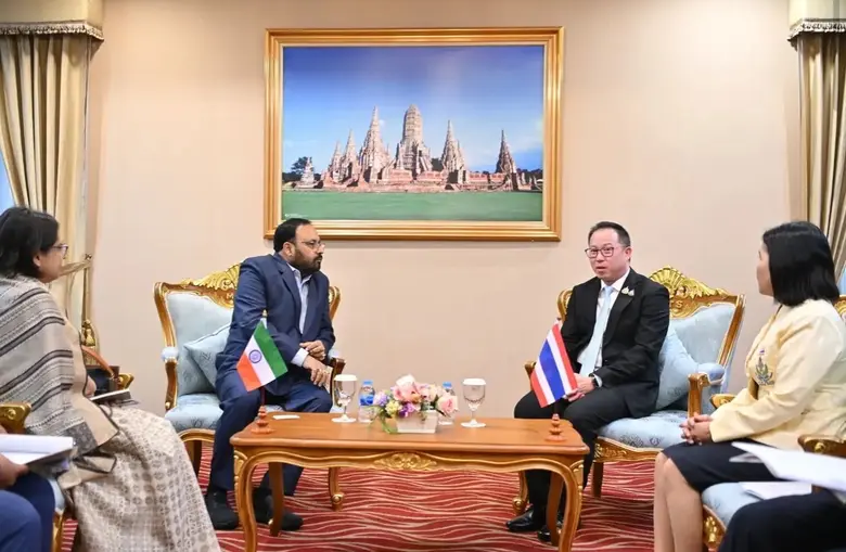 นายกฤษฎา ตันเทอดทิพย์ เลขานุการรัฐมนตรีว่...