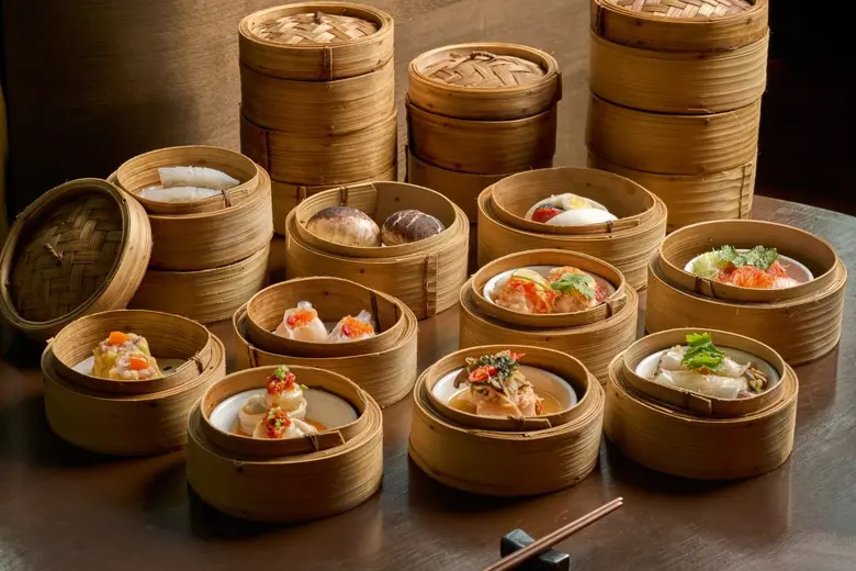 สไปซ์ แอนด์ บาร์เลย์ (Spice & Barley) ห้อ...