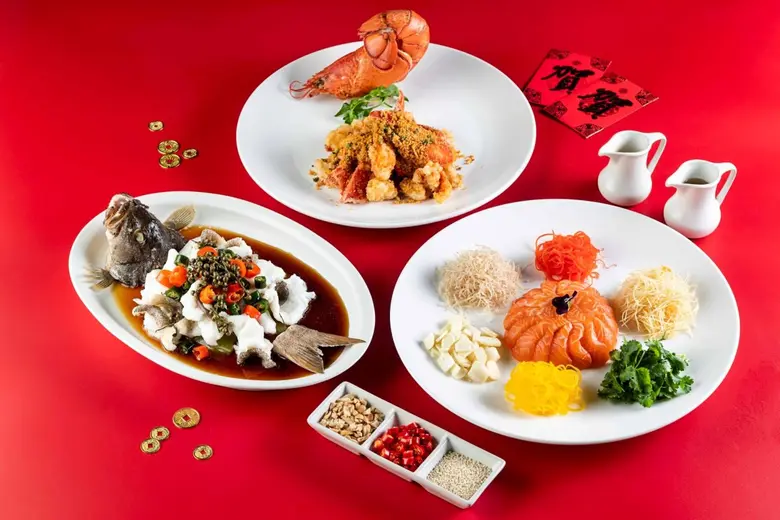 ศูนย์การค้าเอราวัณ แบงค็อก ศูนย์กลางแหล่ง...