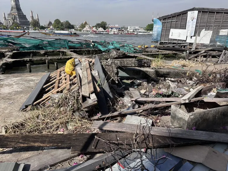 นายโกศล สิงหนาท ผู้อำนวยการเขตพระนคร กทม....