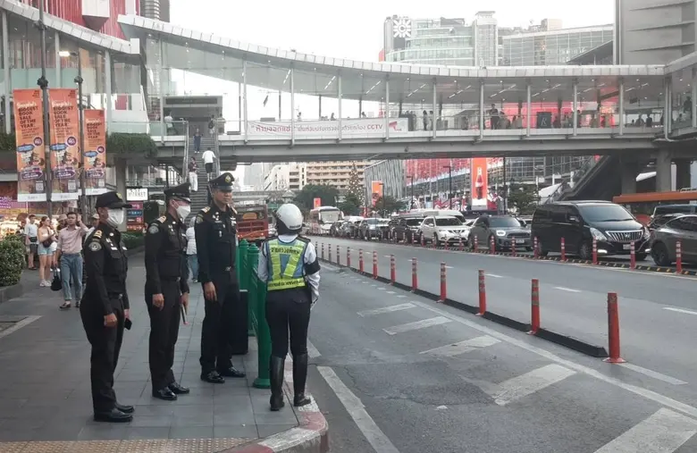 นายสิทธิพร สมคิดสรรพ์ ผู้อำนวยการสำนักการ...