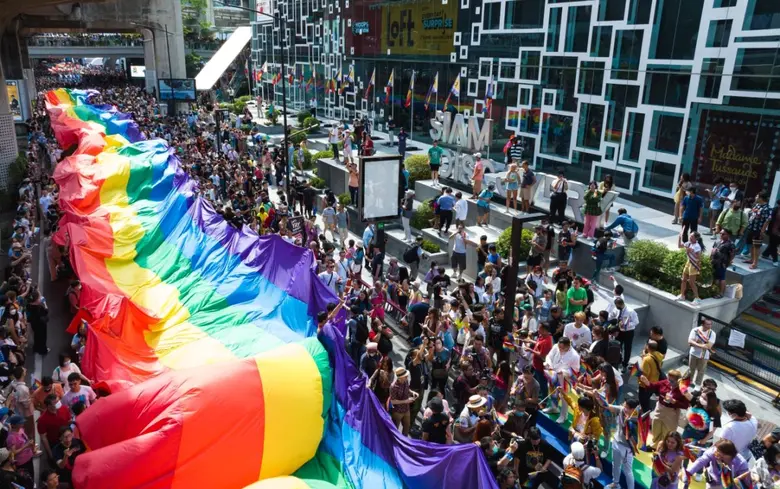 ONESIAM การผนึกกำลังของสยามพารากอน สยามเซ...