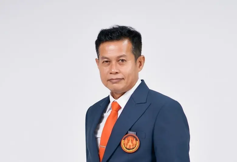 สถาบันเทคโนโลยีพระจอมเกล้าเจ้าคุณทหารลาดกระบัง (สจล...