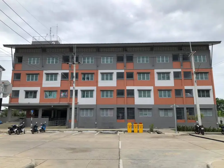 การเคหะแห่งชาติเปิดโครงการอาคารเช่าพักอาศ...