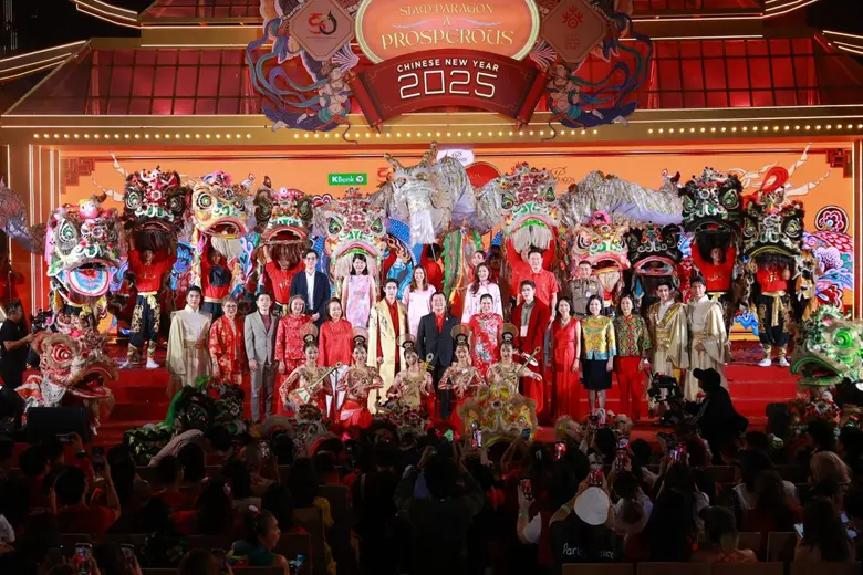สยามพารากอน ฉลองตรุษจีนสุดอลังการ ตระการต...