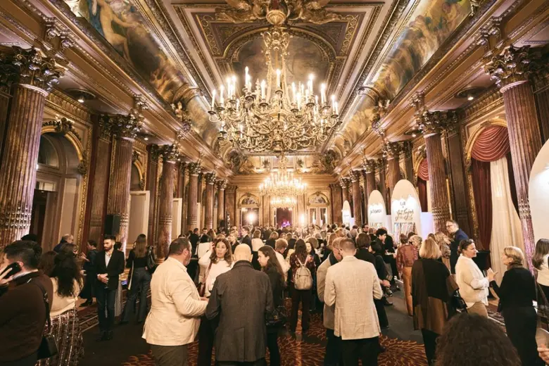 จิม ทอมป์สัน ร่วมงาน "Paris Deco Off" อีเวนต์ใหญ่วงการออกแบบโลก อวดโฉมคอลเลกชันผ้าตกแต่งประจำฤดูใบไม้ผลิ 2025