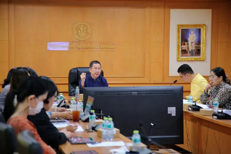 นายพีรพันธ์ คอทอง อธิบดีกรมส่งเสริมการเกษ...