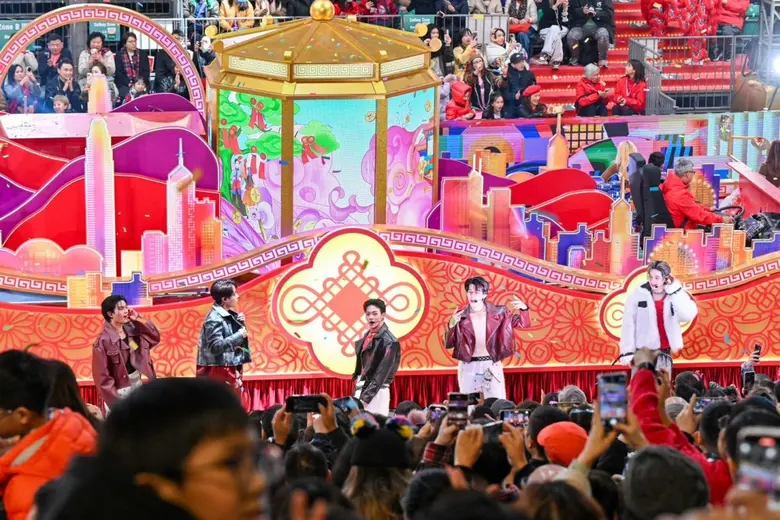 "LYKN" ตัวแทนศิลปินไทยเพียงหนึ่งเดียว! บิ...