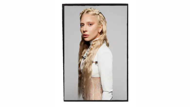 Lady Gaga ป็อปไอคอน Mother Monster เจ้าขอ...