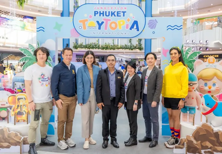 ธรรมรงค์ ช่วยอักษร ปลัดอำเภอหัวหน้ากลุ่มง...