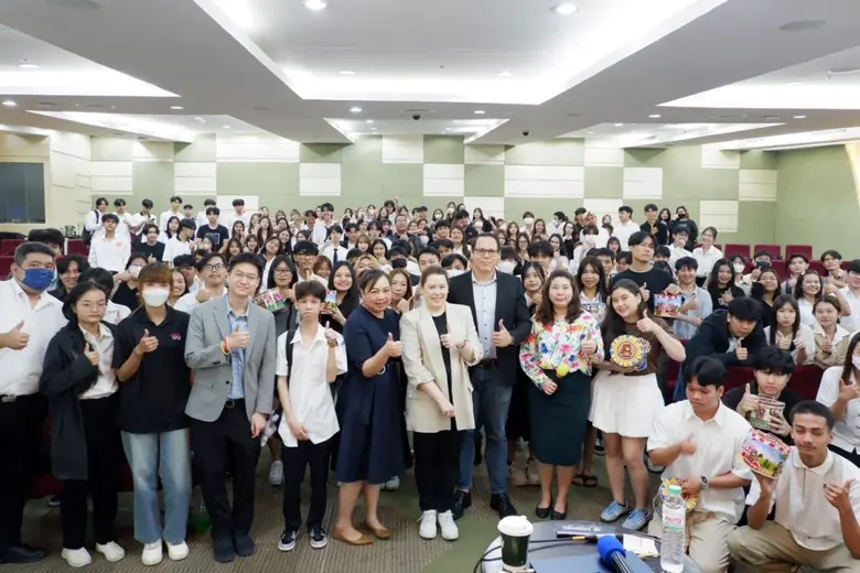 คณะบริหารธุรกิจ มหาวิทยาลัยศรีปทุม ร่วมกั...