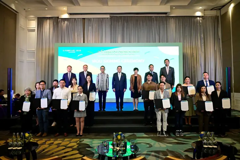 นายนภินทร ศรีสรรพางค์ รัฐมนตรีช่วยว่าการก...