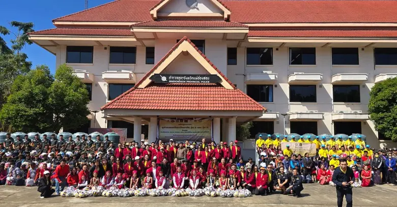 คณะนักศึกษาหลักสูตร เวฬา จุฬาลงกรณ์มหาวิท...