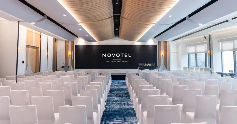 โรงแรมโนโวเทล กรุงเทพ แพลทินัม ประตูน้ำ เ...