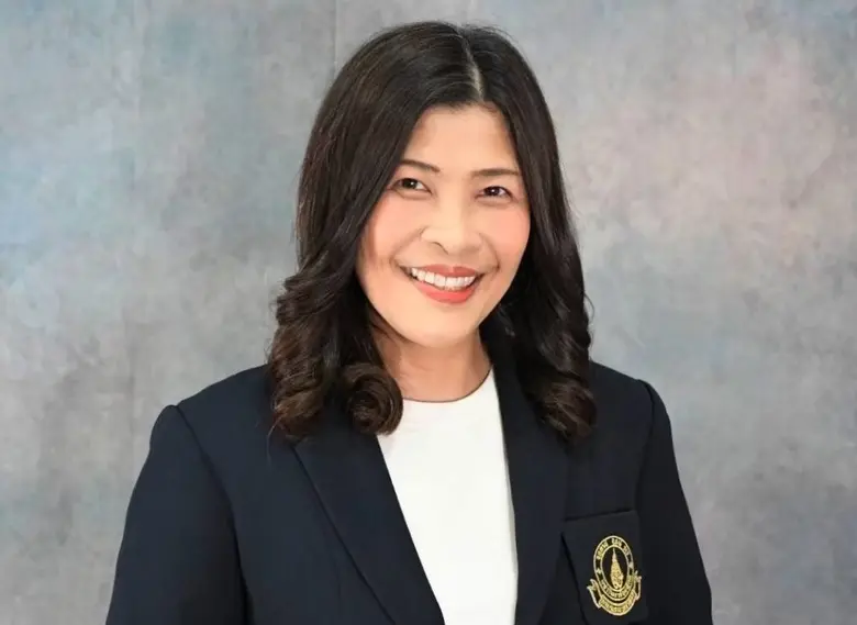 ยาวอร์ฟาริน (Warfarin) เป็นยารับประทานในก...