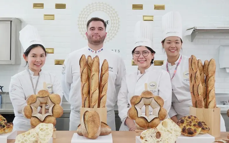 โรงเรียนสอนประกอบอาหาร เลอโนท ประเทศไทย (...