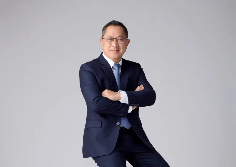 หม่อมหลวงปีกทอง ทองใหญ่ ประธานเจ้าหน้าที่บริหาร บริ...