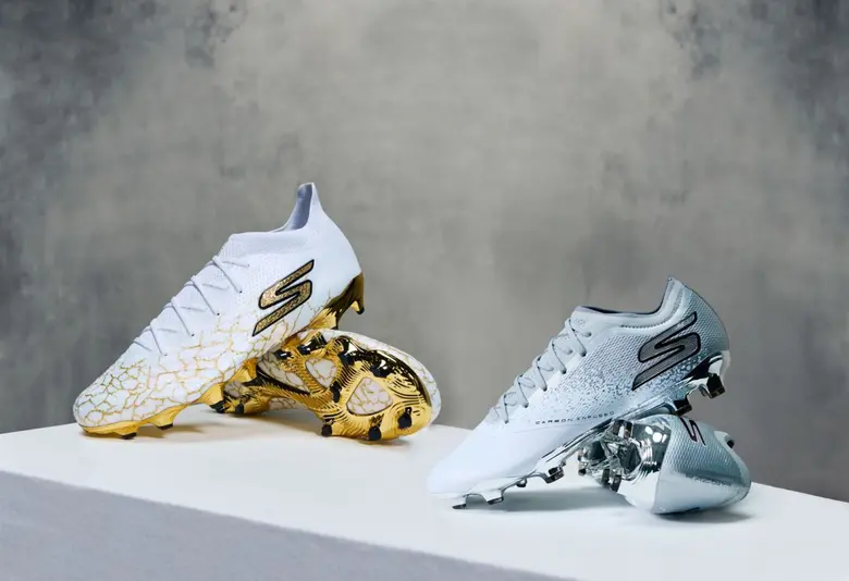 สเก็ตเชอร์ส ฟุตบอล ปล่อยรองเท้าฟุตบอลคอลเ...