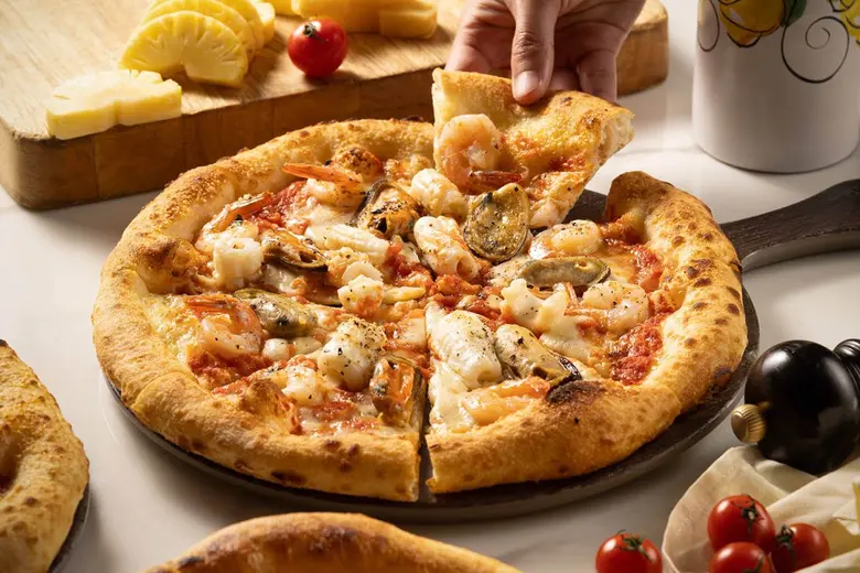 ห้องอาหารเวนติซี ชั้น 24 โรงแรมเซ็นทาราแก...