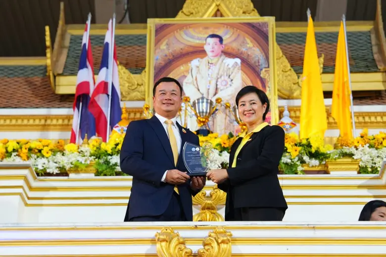 นางสาวศตกมล วรกุล ผู้อำนวยการอาวุโสฝ่ายสื...