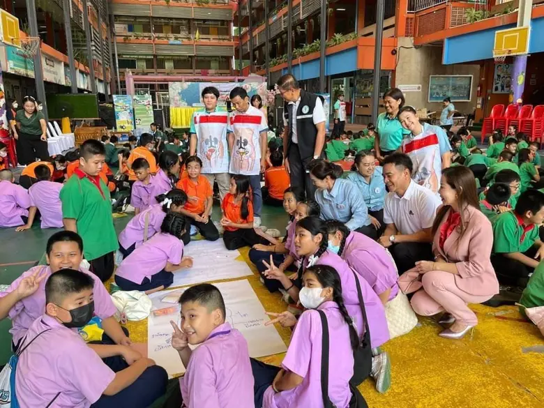 นางสาวพิศมัย เรืองศิลป์ ผู้อำนวยการสำนักก...