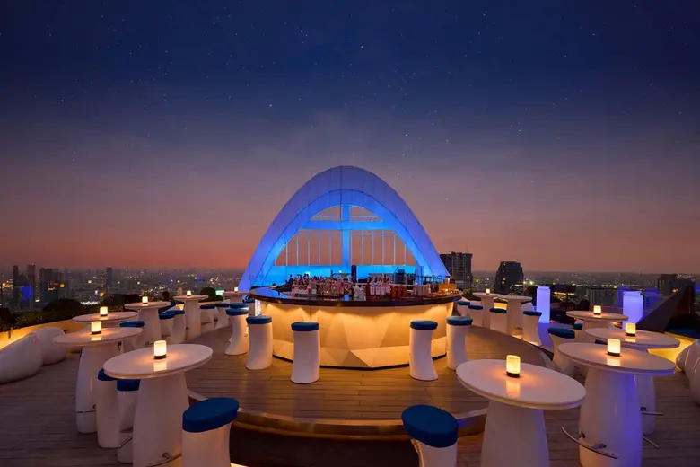 รูฟท็อปบาร์ที่คุณควรไปลอง ครู แชมเปญบาร์ ...