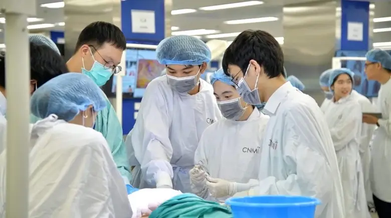 มูลนิธิรามาธิบดี ในพระบรมราชูปถัมภ์สมเด็จ...