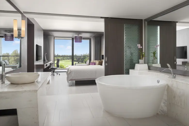 Stay and Be Rewarded with 'Resort Staycation' package at Le Meridien Suvarnabhumi, Bangkok Golf Resort &amp; Spa