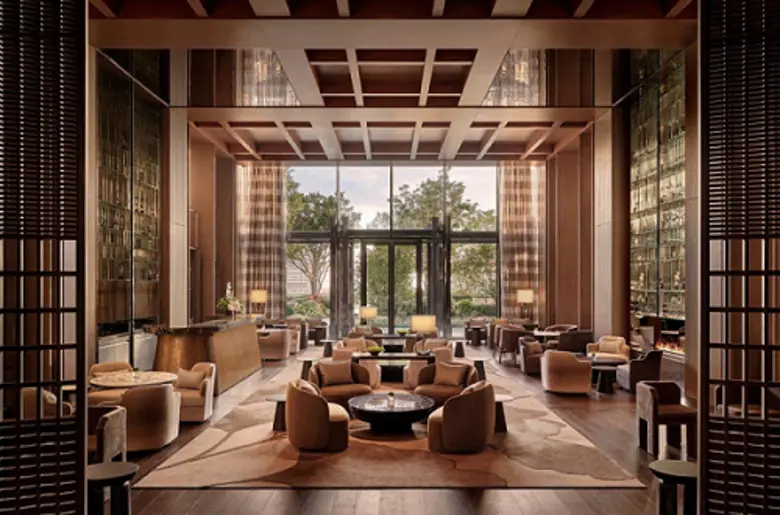 The new lakeside project blends Anantara'...