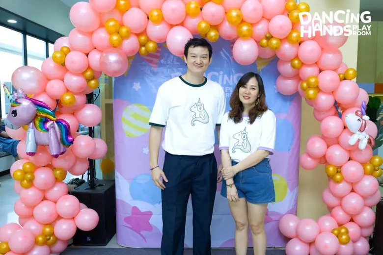 สถาบัน Dancing Hands Playroom ผู้นำด้านกา...