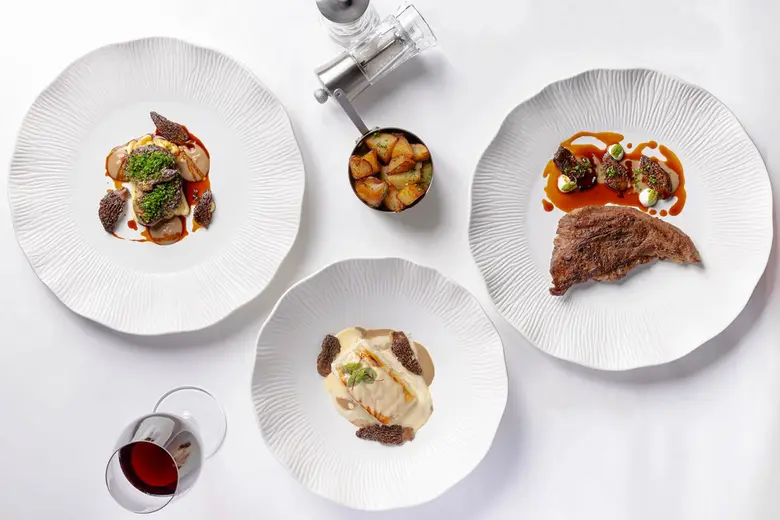 ลิ้มรสความอร่อยอันล้ำค่าจากวัตถุดิบที่อุด...