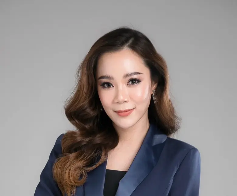 นางสาวพลอยไพลิน ทิพยทัศน์ Corporate PR & ...