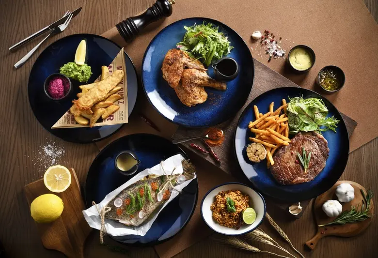 ม็อกซี่ แบงคอก ราชประสงค์ โรงแรมม็อกซี่แห...