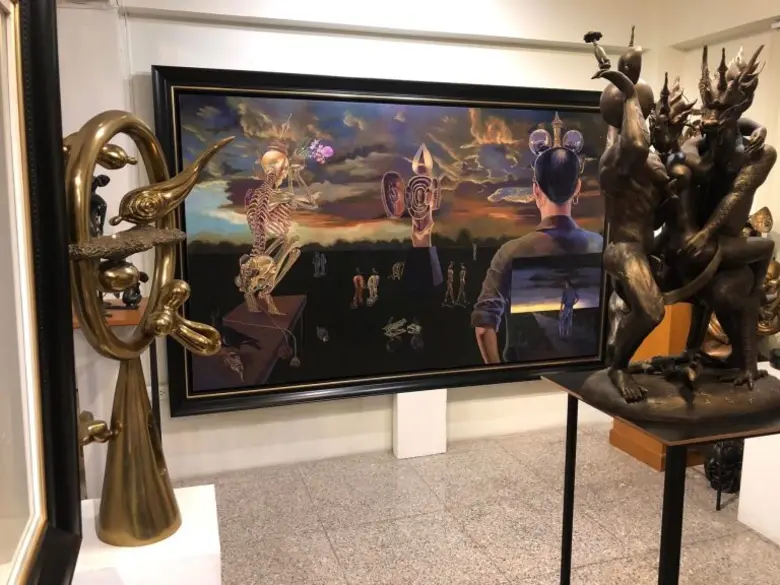 ศิลปินและประติมากรชื่อดัง "อ.มานพ สุวรรณป...