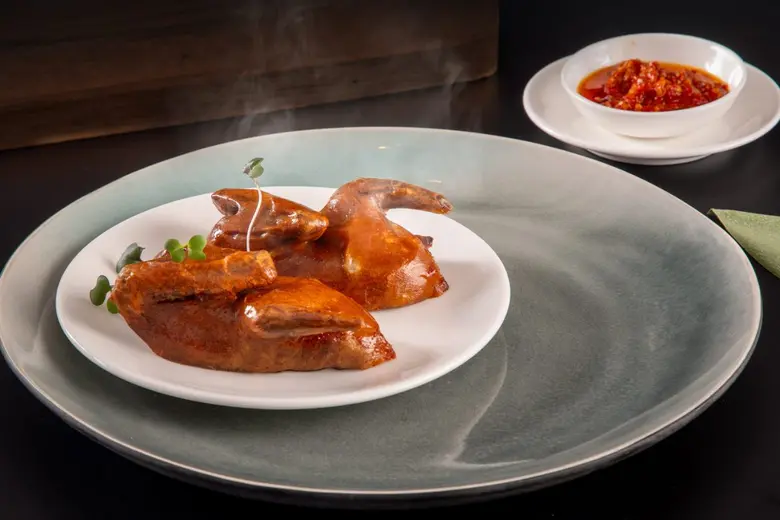 ห้องอาหารจีนวาล็อค ณ โรงแรมคาร์ลตัน กรุงเทพฯ สุขุมว...