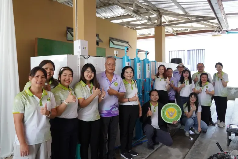 นายแพทย์รุ่งเรือง กิจผาติ อธิบดีกรมวิทยาศ...