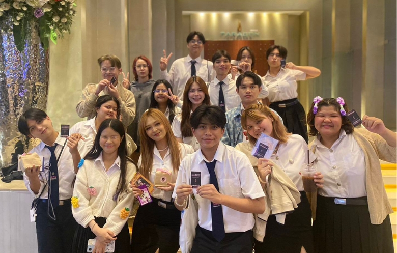 นักศึกษาสาขาสื่อสารการแสดง มหาวิทยาลัยศรี...