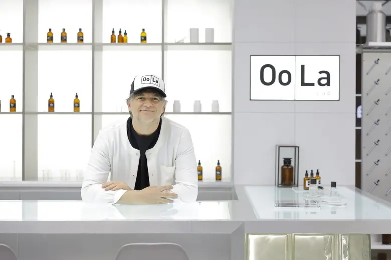 อูลาแล็บ (Oo La Lab) สตูดิโอน้ำหอมแนวใหม่...