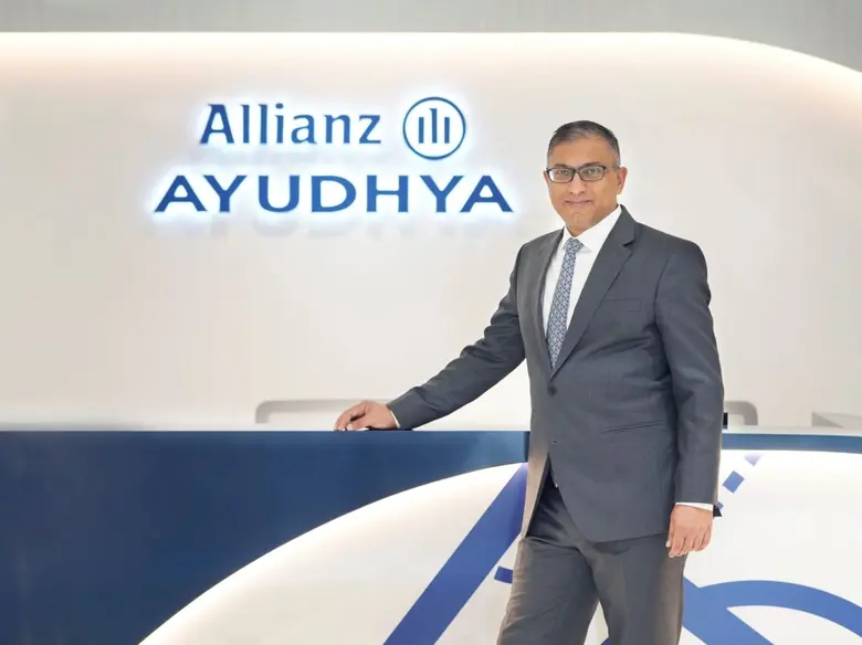 อลิอันซ์ เอเชียแปซิฟิก มอบประกาศนียบัตรแก...