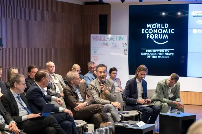 นายชัยวัฒน์ โควาวิสารัช ประธานเจ้าหน้าที่...