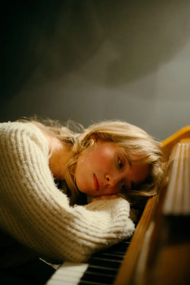 Sydney Rose นักร้อง-นักแต่งเพลงสัญชาติอเม...