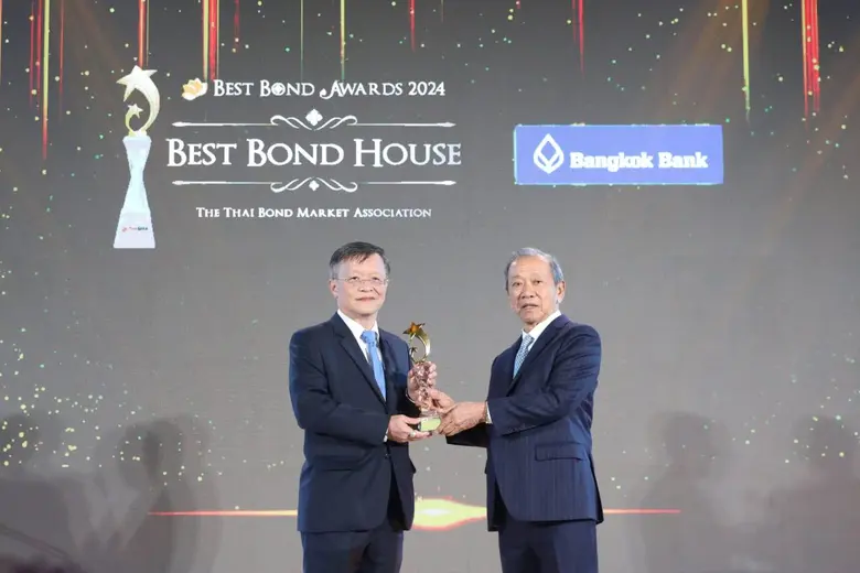 ธนาคารกรุงเทพโชว์ผลงานเกินต้าน คว้า 7 รางวัลยอดเยี่ยมด้านตราสารหนี้
