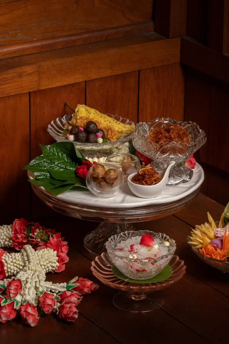 เปิดตำรับเมนูข้าวแช่ตำรับชาววังกว่า 30 ปี ณ โรงแรมอนันตรา สยาม กรุงเทพฯ