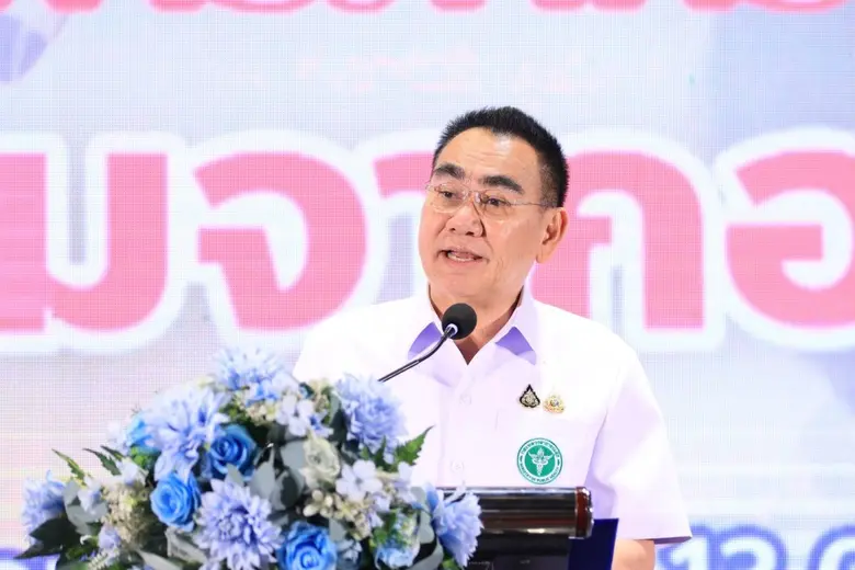 นายเดชอิศม์ ขาวทอง รัฐมนตรีช่วยว่าการกระท...