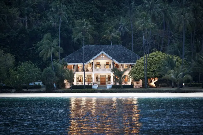 เรื่องราวที่ยังไม่ได้บอกเล่า... ก็เหมือนอ...