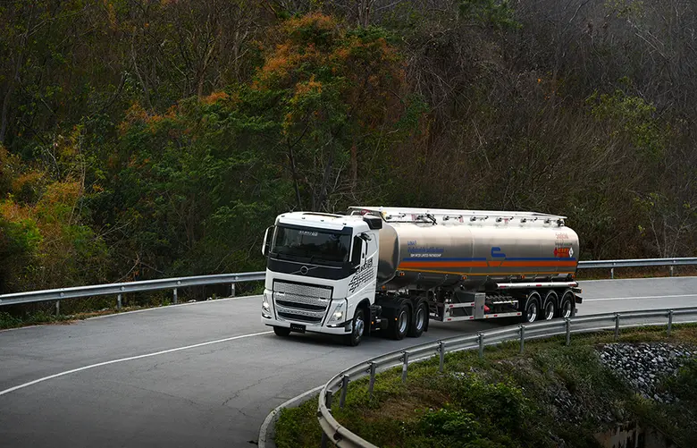 วอลโว่ ทรัคส์ เปิดตัวรถบรรทุกมาตรฐานยูโร 5 อย่างเป็นทางการ